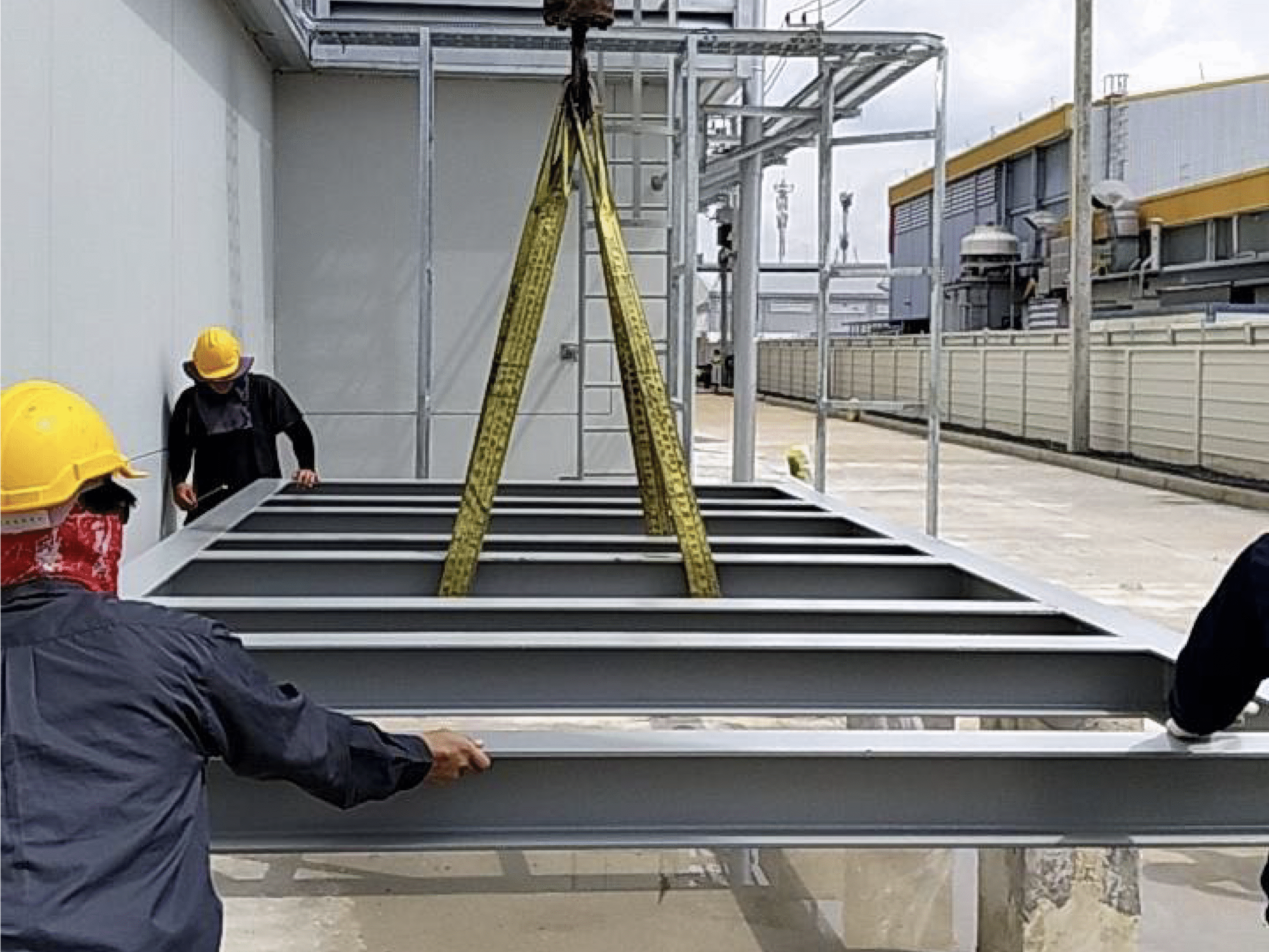 ทีมช่าง Jetsteel ผลิตโครงสร้างเหล็กห้อง Inverter สำหรับงานโซลาร์